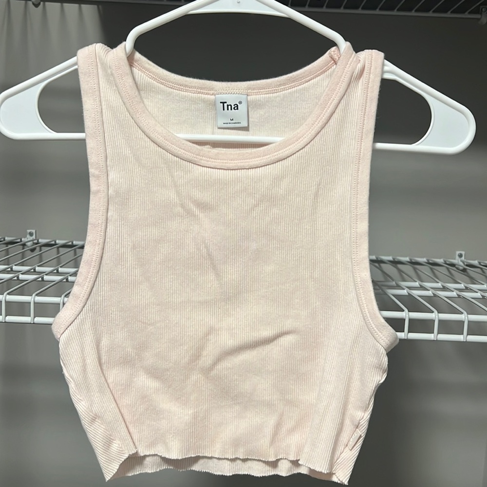 NWOT * TNA Pink Ribbed Tank Size Medium